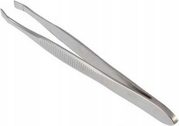 Přesná rovná pinzeta na odstranění obočí a chloupků na těle