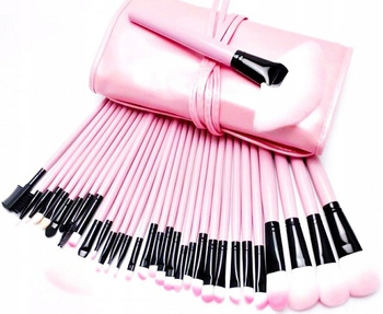 Sada 24 profesionálních štětců na make-up v růžovém pouzdře