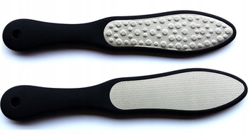 Oboustranné kovové nožní struhadlo na pedikúru